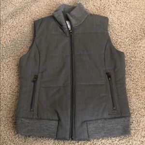 Banana Republic Grey Quilted Vest Size Small